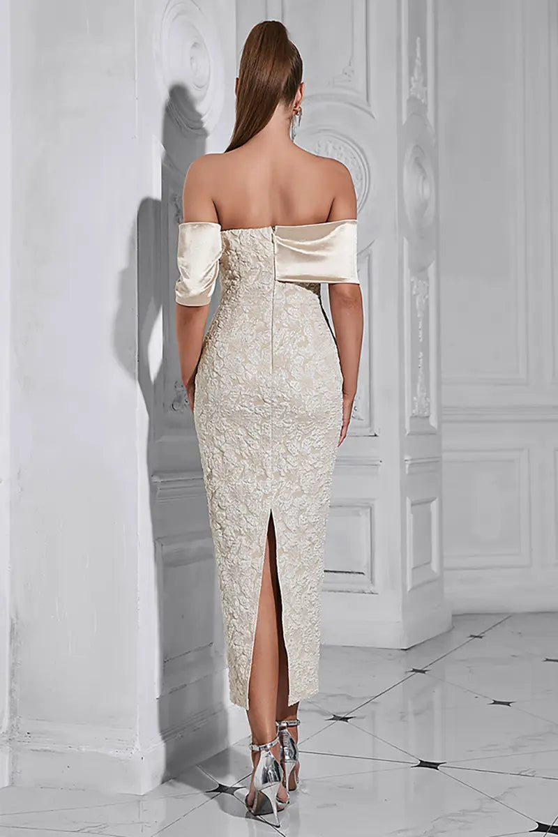Beautifully Finished Garment in a Timeless Design