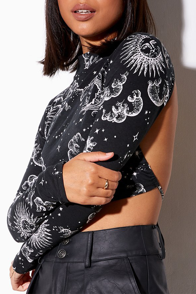 Beautifully Finished Top in a Timeless Design
