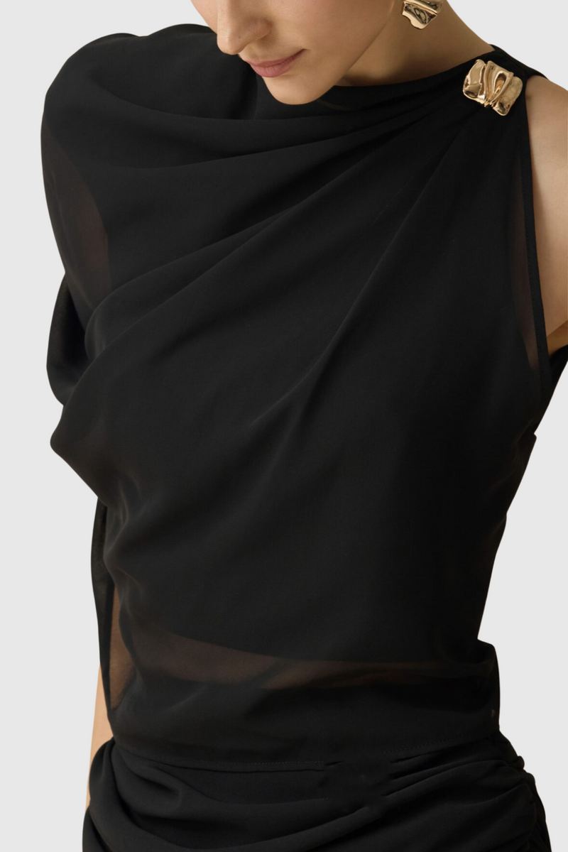 Classic Vintage Top with a Flattering Fit