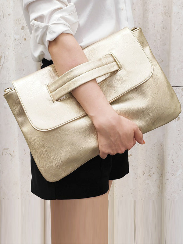 Beautifully Finished Bag in a Timeless Design