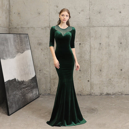 Classic Vintage Dress with a Flattering Fit