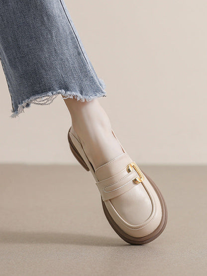 Well Tailored Shoes with a Graceful Silhouette