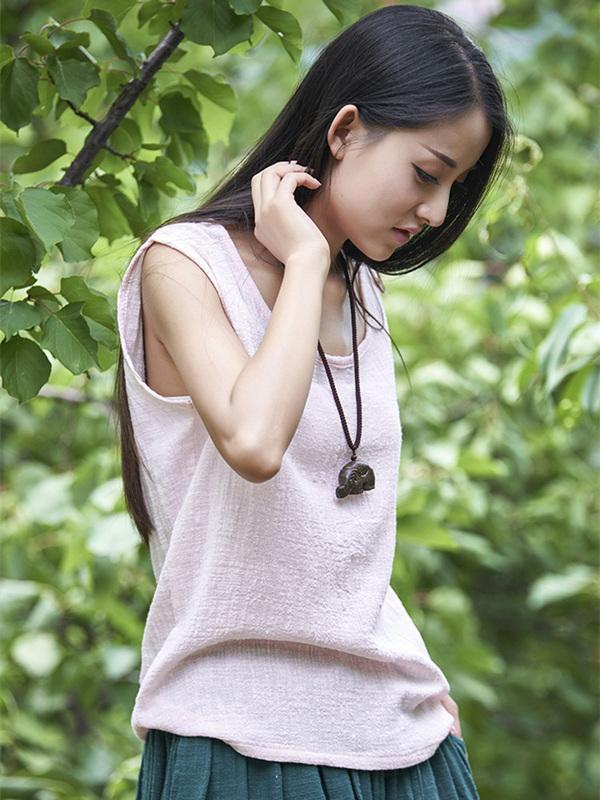 Beautifully Finished T-Shirt in a Timeless Design