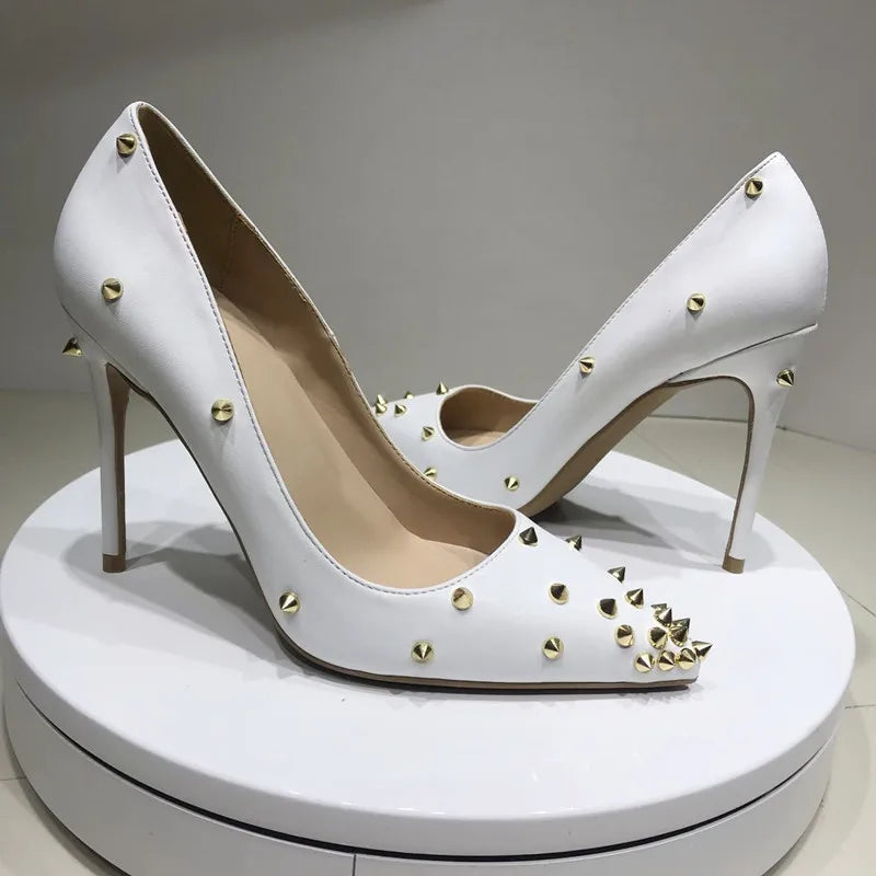 Classic Vintage Shoes with a Flattering Fit