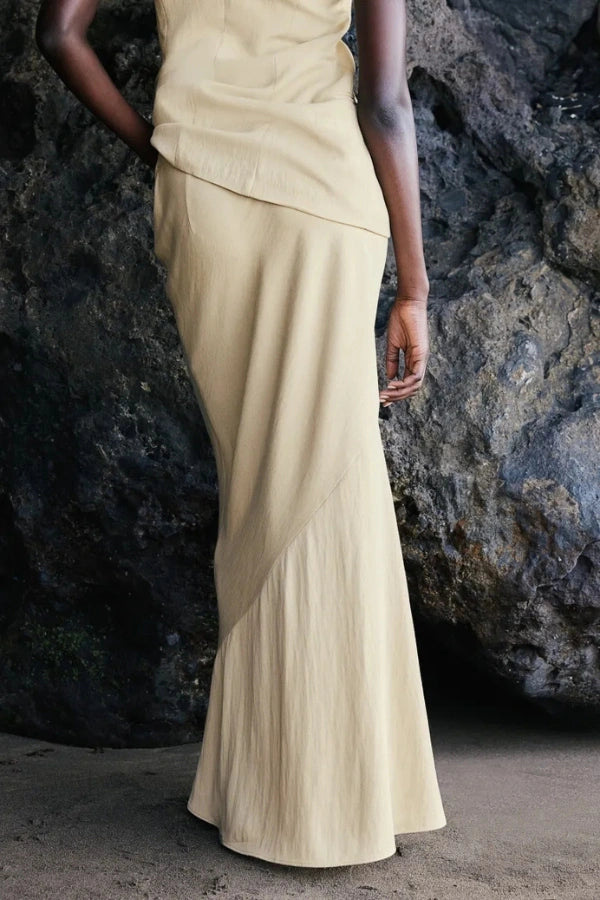 Beautifully Crafted Garment in a Classic Style