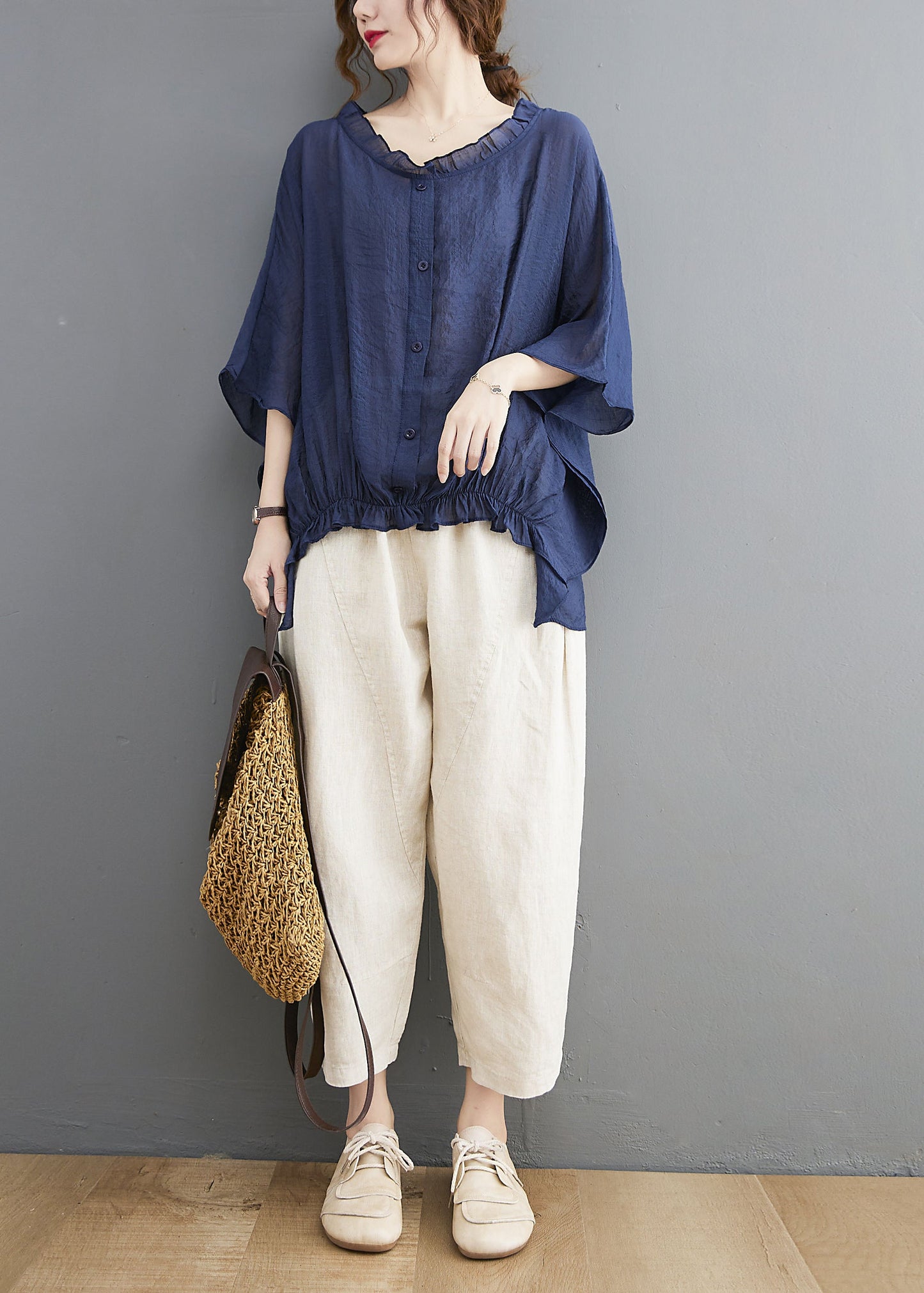 Classic Vintage Shirt with a Flattering Fit