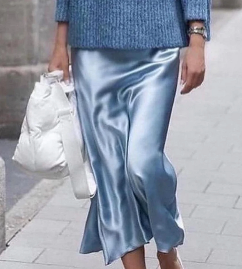 Beautifully Finished Garment in a Timeless Design