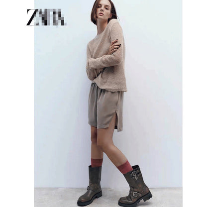 Well Tailored Shoes with a Graceful Silhouette