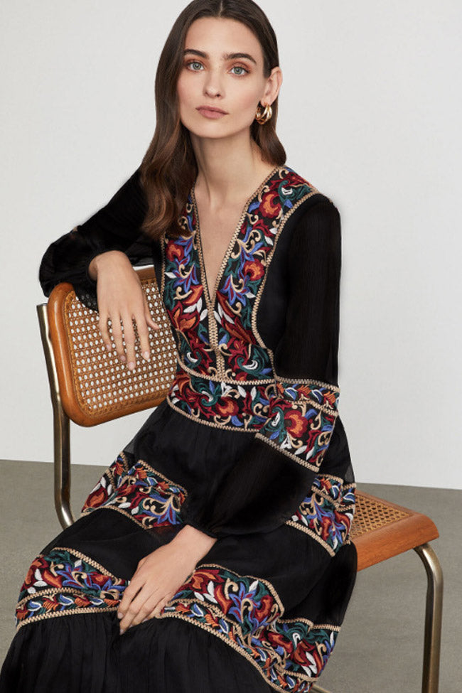 Gracefully Styled Dress for Any Occasion