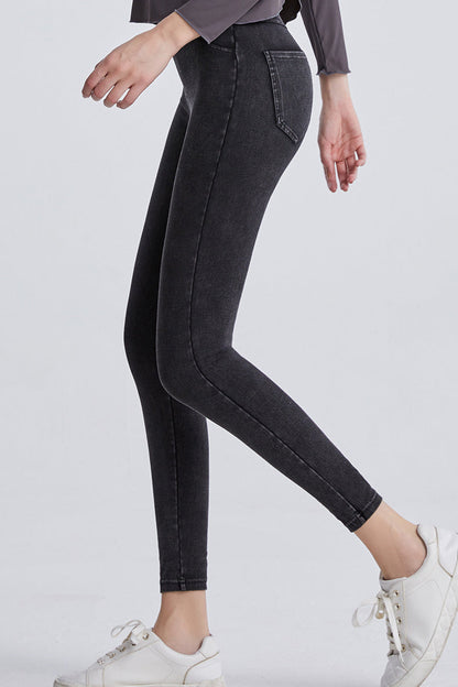 Sophisticated Garment with a Clean Classic Look