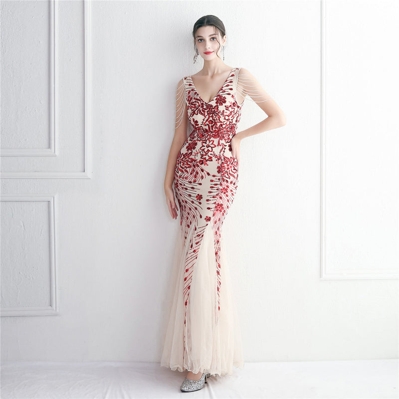 Gracefully Styled Dress for Any Occasion