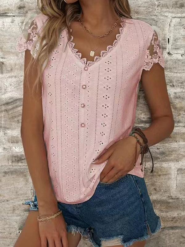 Beautifully Finished T-Shirt in a Timeless Design