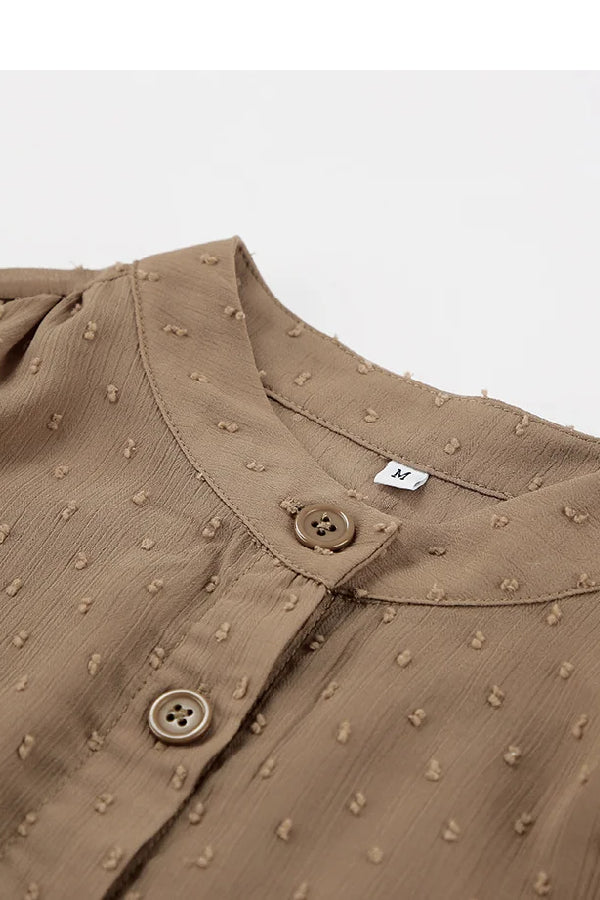 Well Tailored Shirt with a Graceful Silhouette