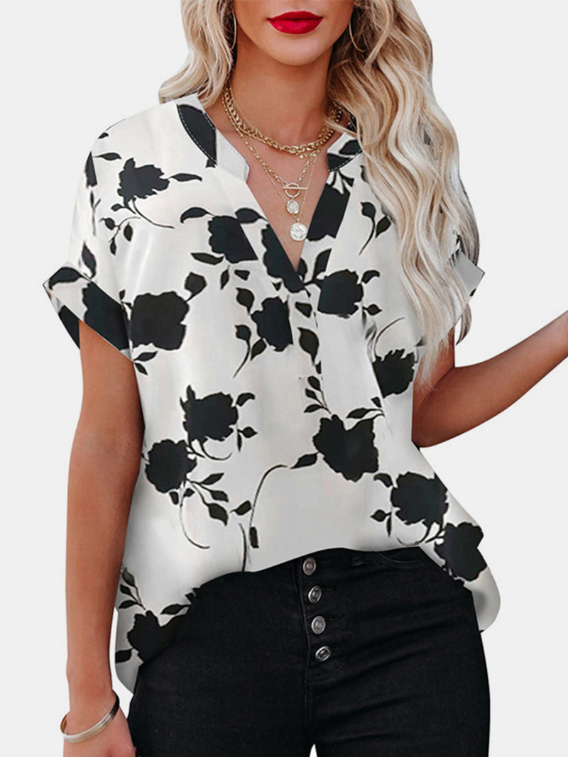 Elegantly Styled Blouse for Everyday Wear