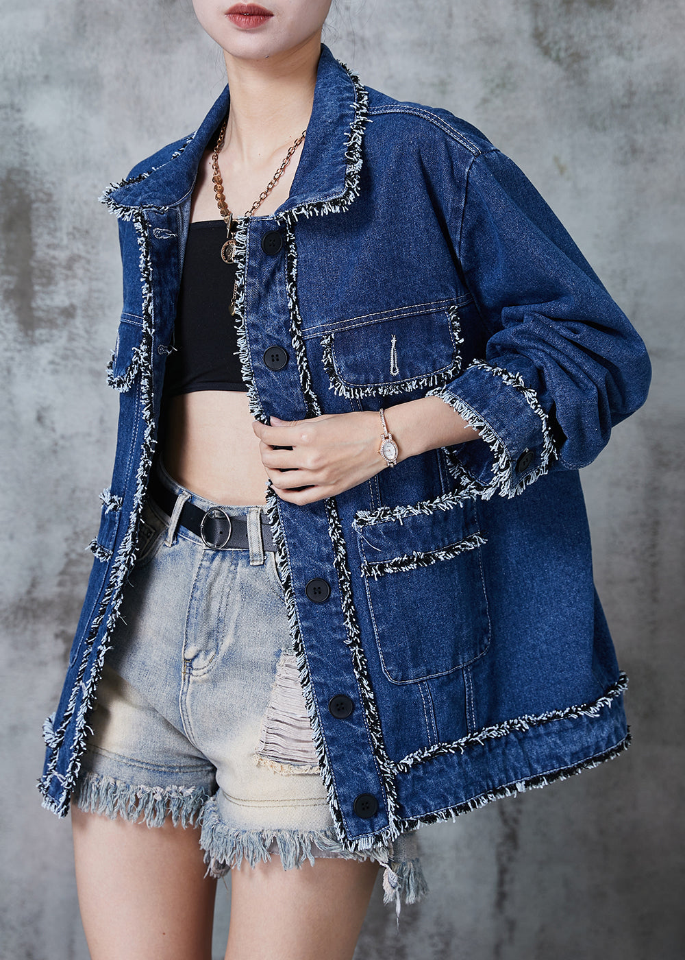 Effortlessly Elegant Coat with a Timeless Design