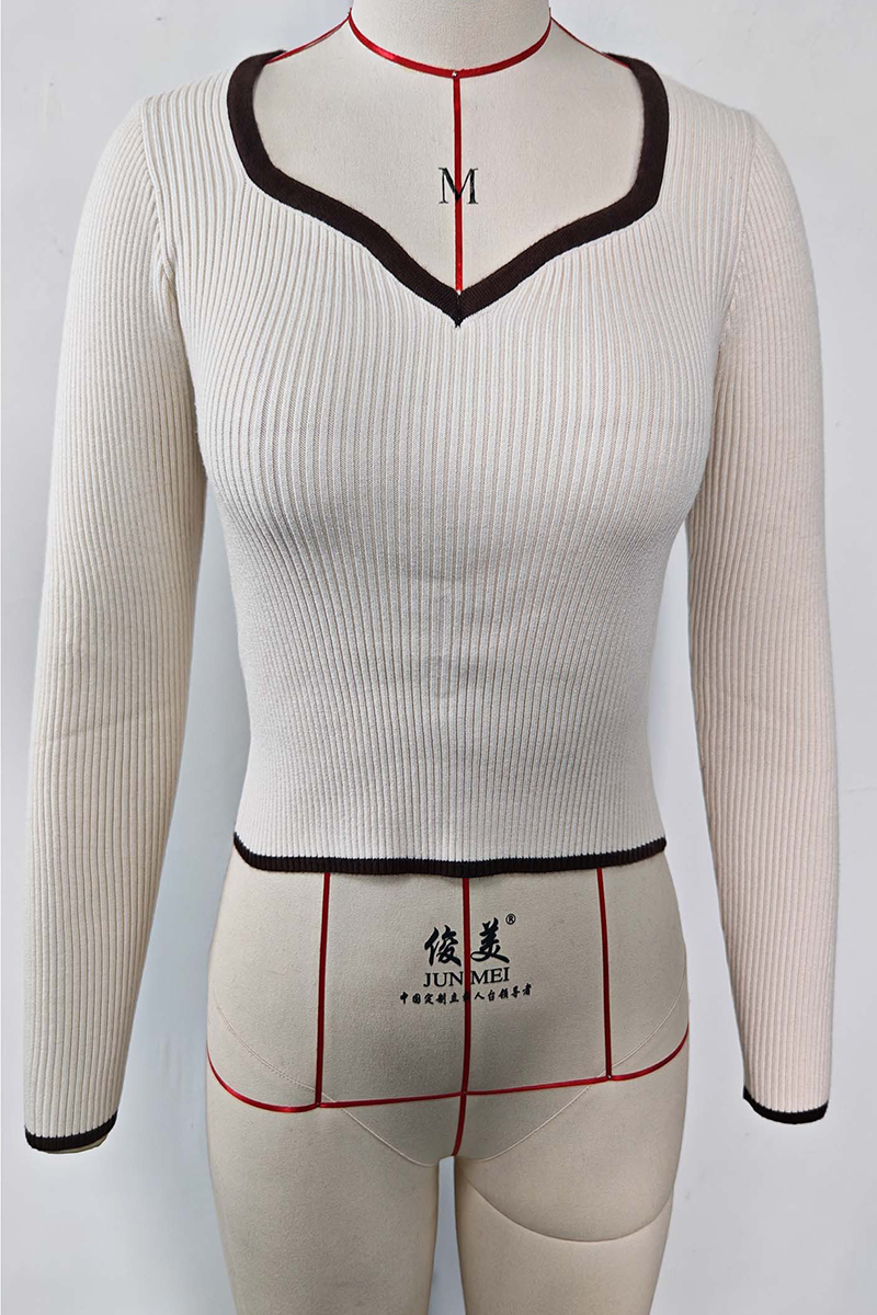 Beautifully Crafted Top in a Classic Style