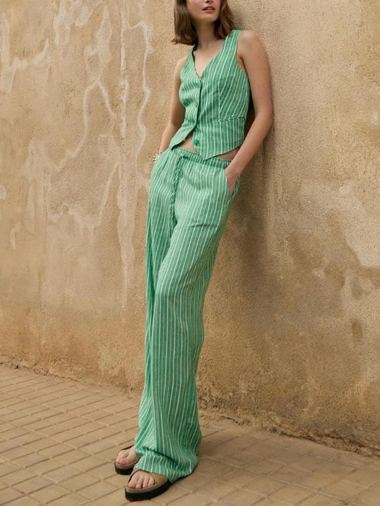 Beautifully Finished Pants in a Timeless Design