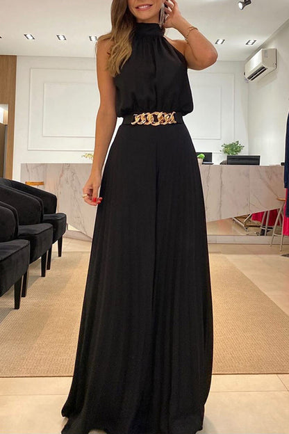 Effortlessly Elegant Garment with a Timeless Design