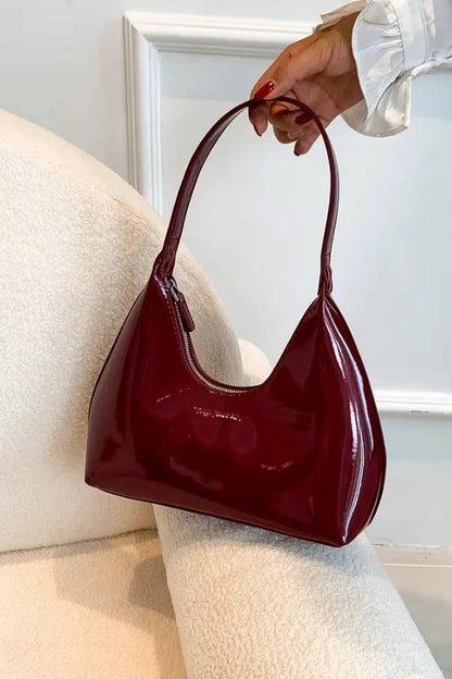 Beautifully Crafted Bag in a Classic Style