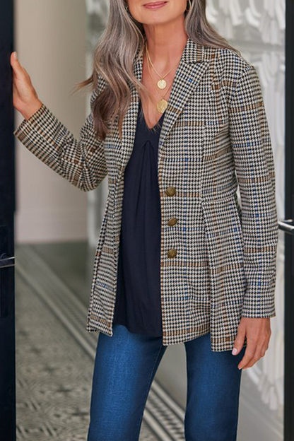 Gracefully Styled Garment for Any Occasion