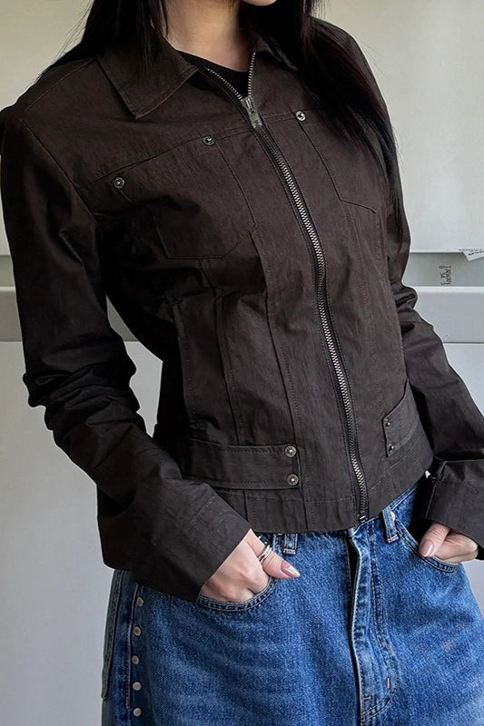 Effortlessly Elegant Jacket with a Timeless Design