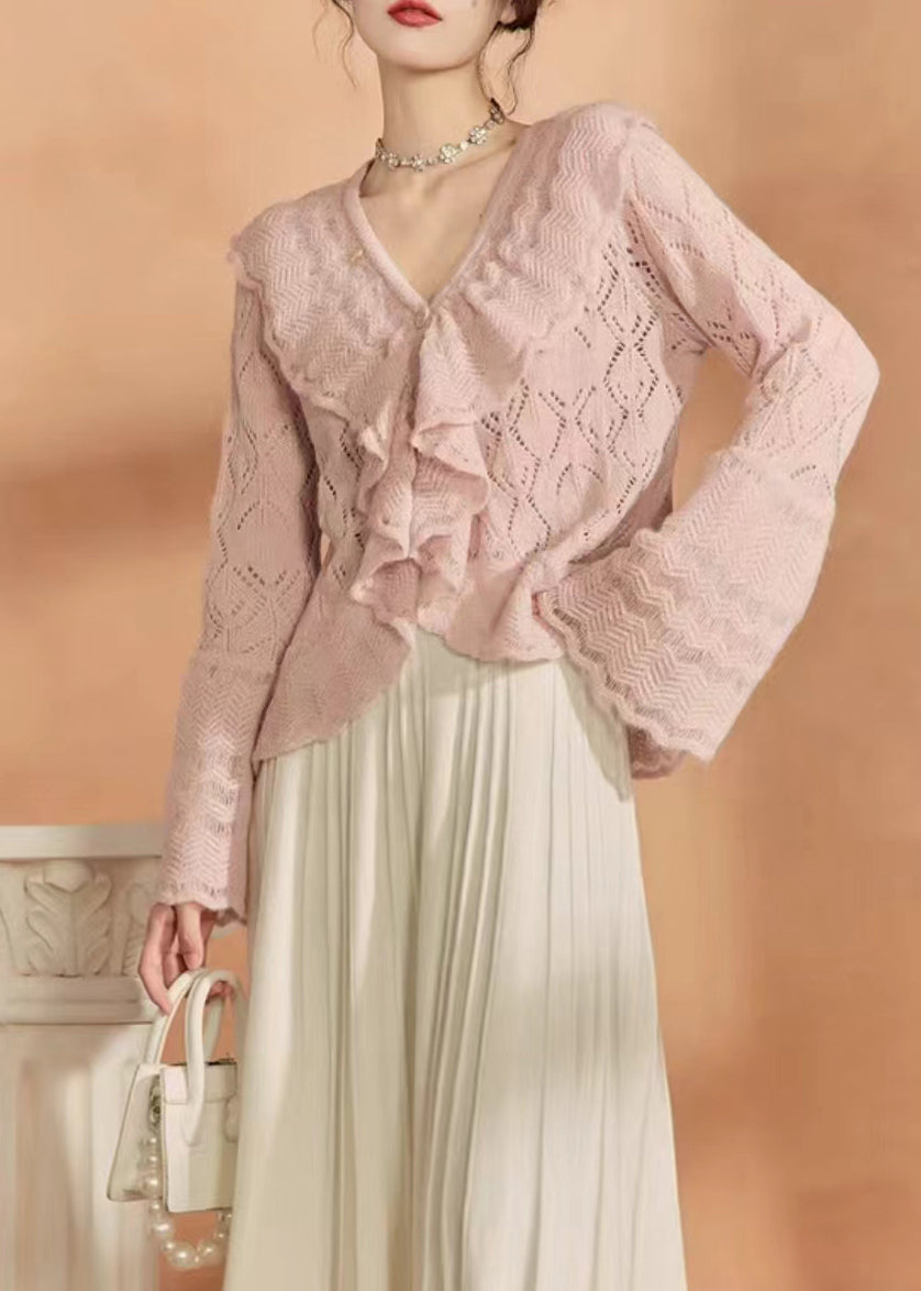 Well Tailored Cardigan with a Graceful Silhouette