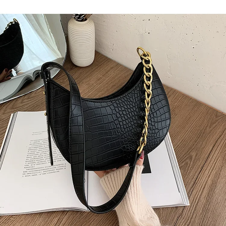 Classic Vintage Bag with a Flattering Fit