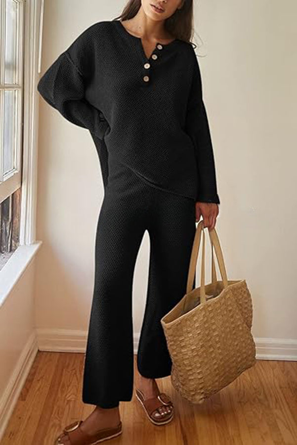 Beautifully Finished Top in a Timeless Design
