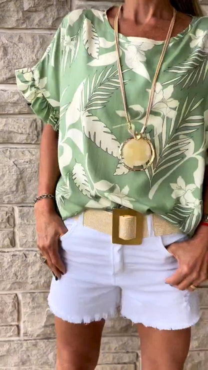 Classic Vintage Top with a Flattering Fit