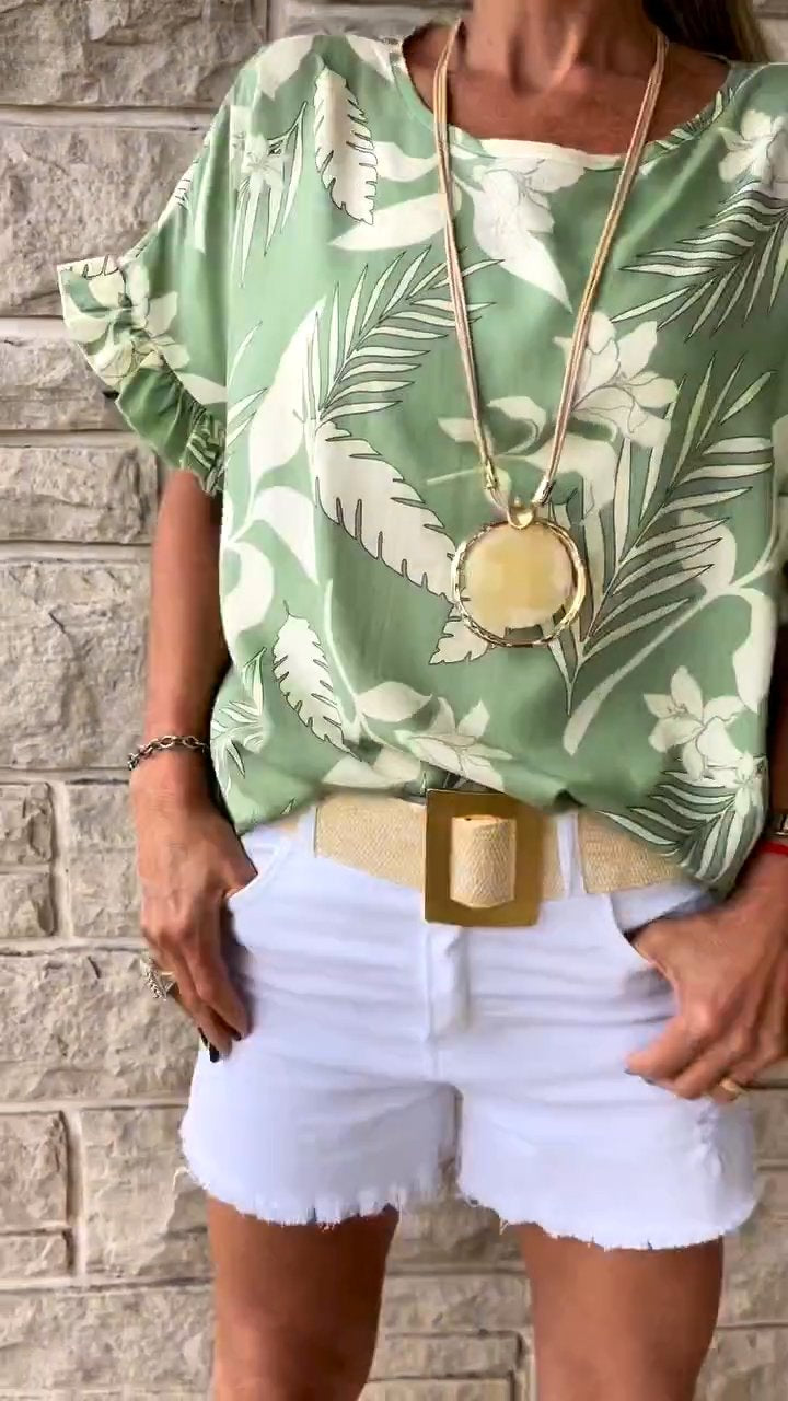 Classic Vintage Top with a Flattering Fit