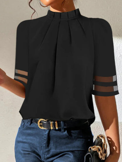Effortlessly Elegant T-Shirt with a Timeless Design