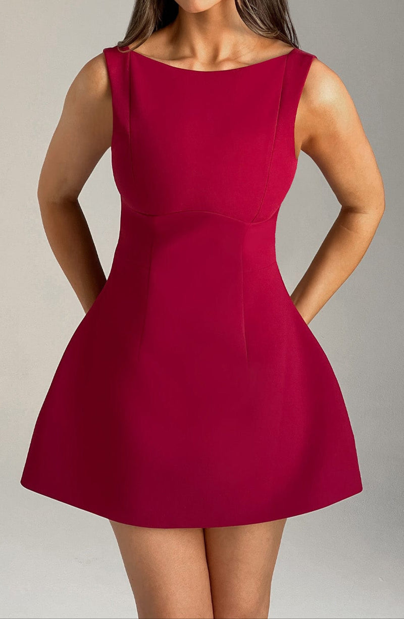 Sophisticated Dress with a Clean Classic Look
