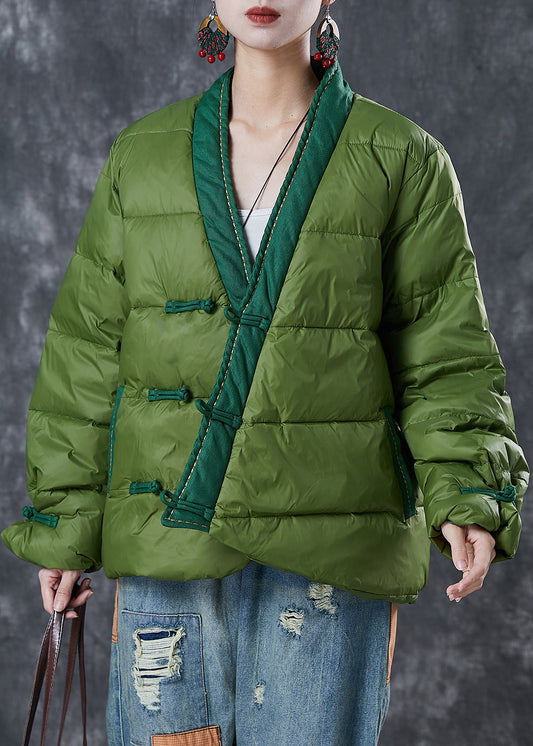 Effortlessly Elegant Coat with a Timeless Design