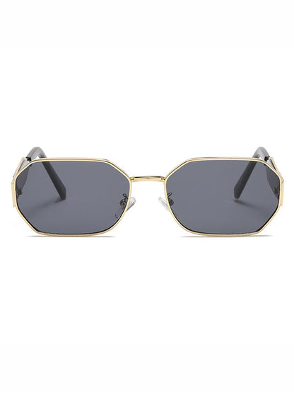 Sophisticated Garment with a Clean Classic Look
