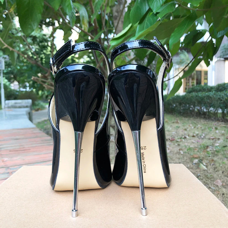 Classic Vintage Heels with a Flattering Fit