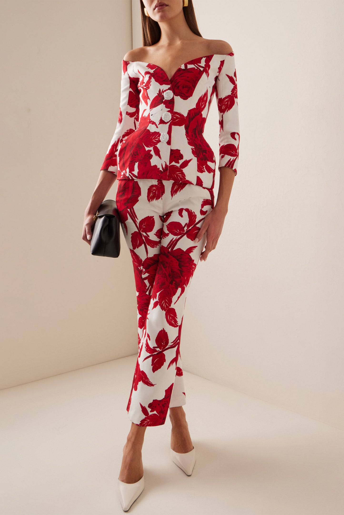 Elegantly Styled Pants for Everyday Wear