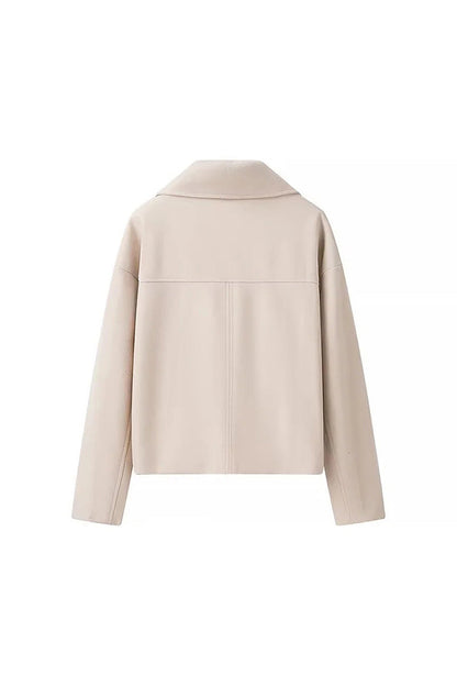 Gracefully Styled Jacket for Any Occasion
