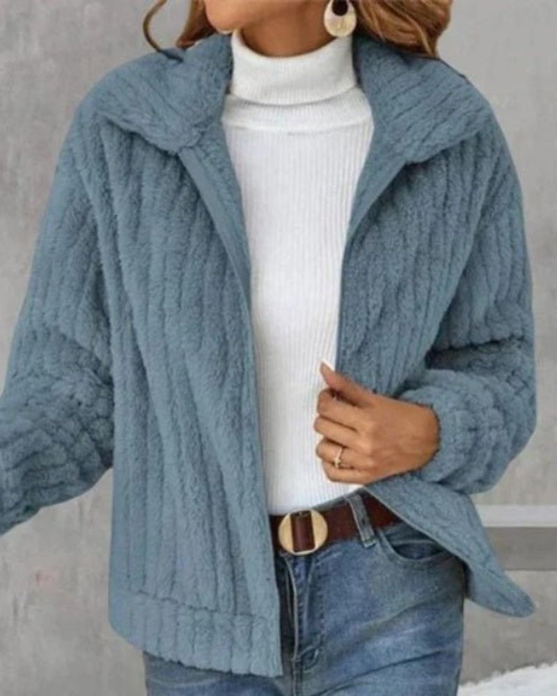 Beautifully Crafted Cardigan in a Classic Style