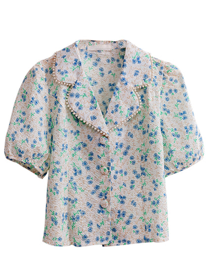 Effortlessly Elegant Top with a Timeless Design
