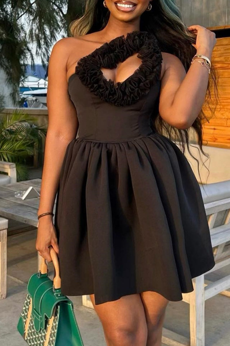 Effortlessly Elegant Dress with a Timeless Design