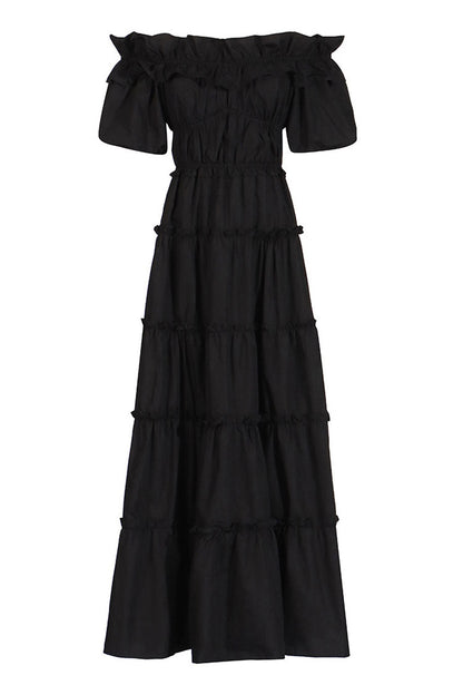 Effortlessly Elegant Dress with a Timeless Design