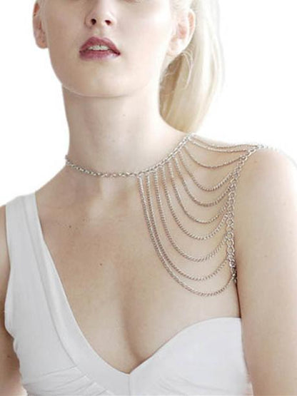 Well Tailored Garment with a Graceful Silhouette