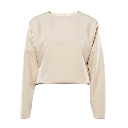 Effortlessly Elegant Blouse with a Timeless Design