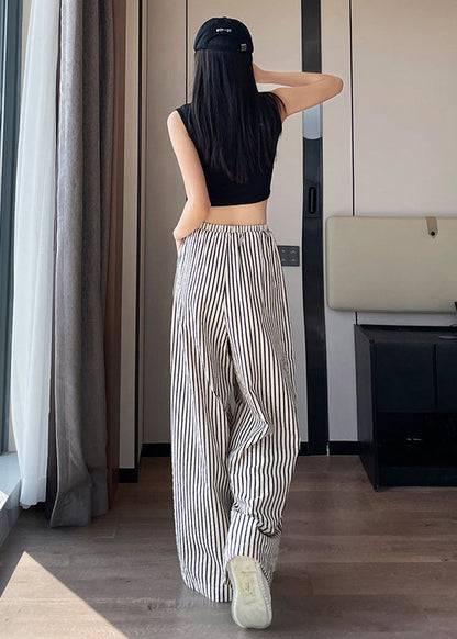 Elegantly Styled Pants for Everyday Wear