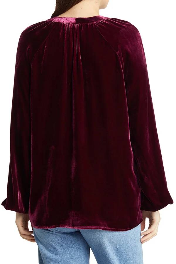 A Vintage Style Shirt with Delicate Timeless Details
