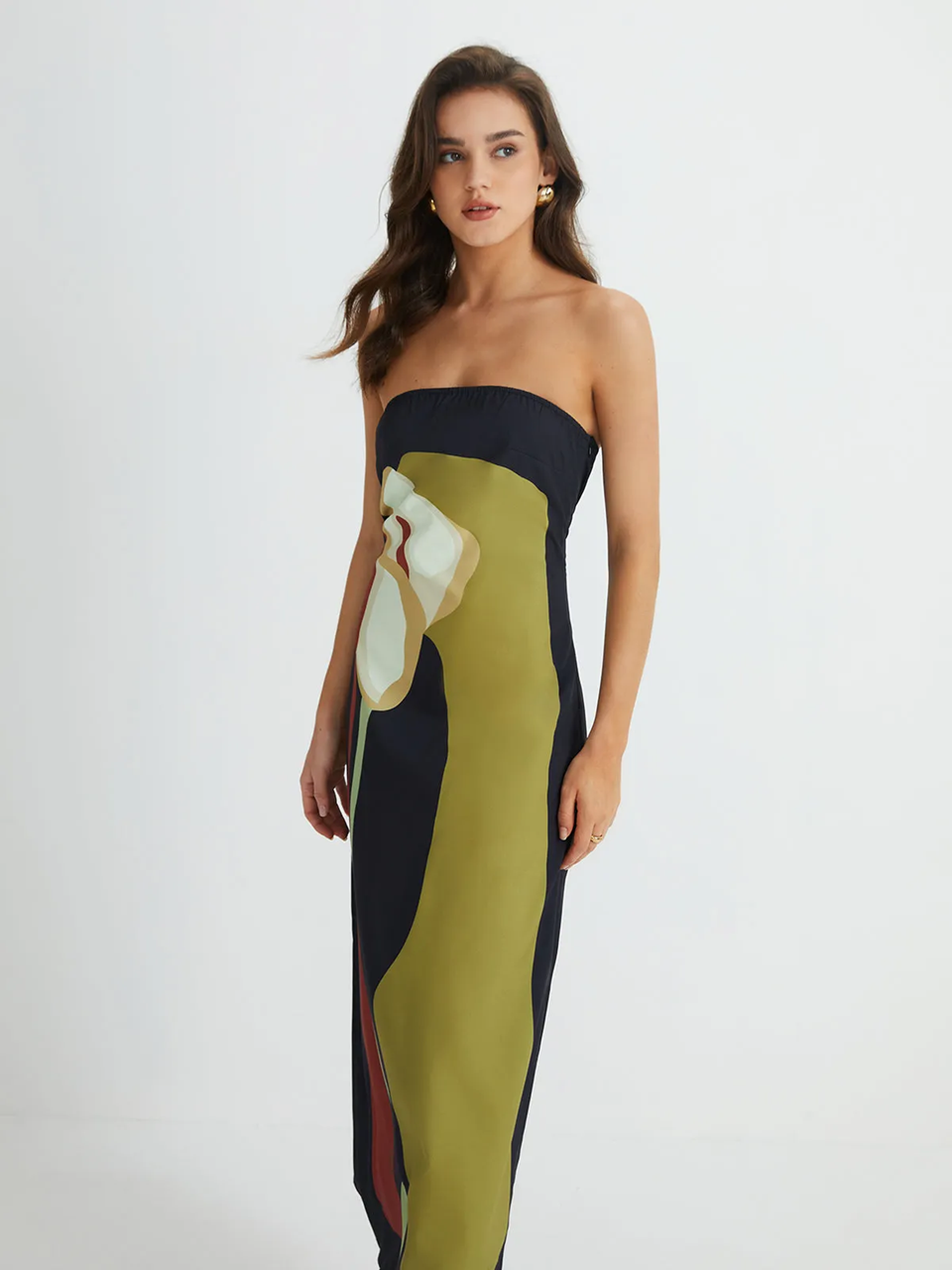 Polished Dress with an Effortless Classic Look