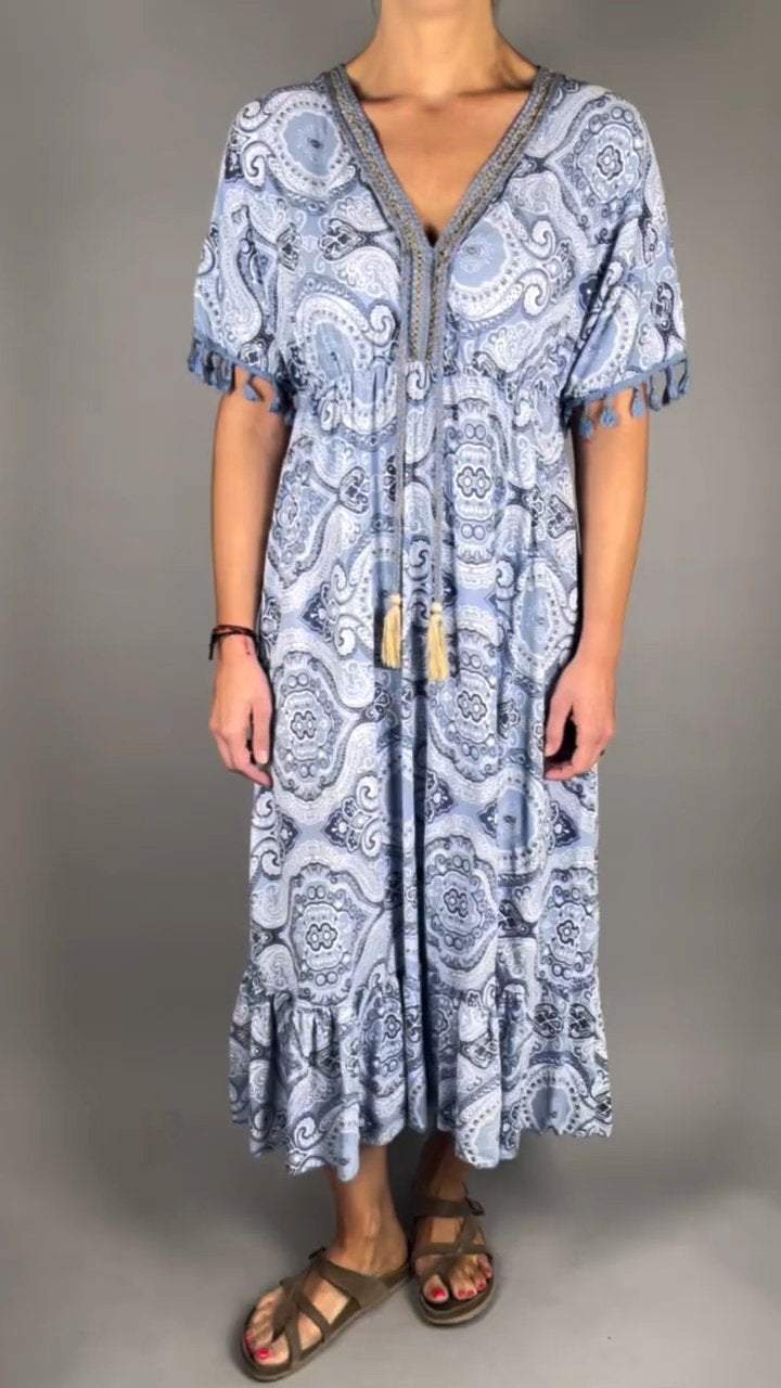 A Vintage Style Dress with Delicate Timeless Details