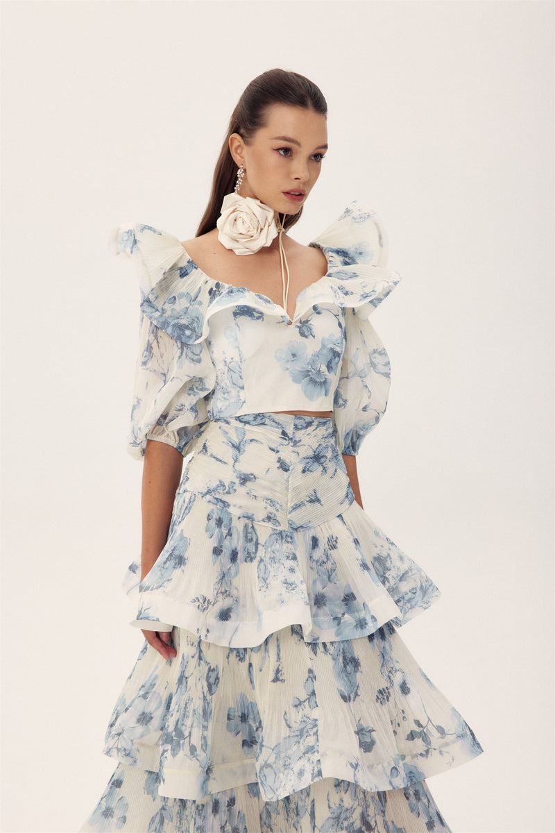 Beautifully Finished Garment in a Timeless Design