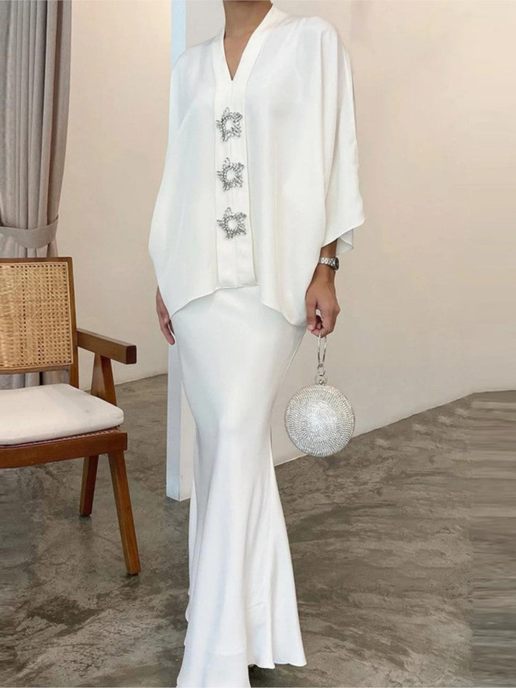 Well Tailored Garment with a Graceful Silhouette