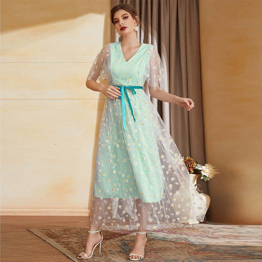 Beautifully Crafted Dress in a Classic Style
